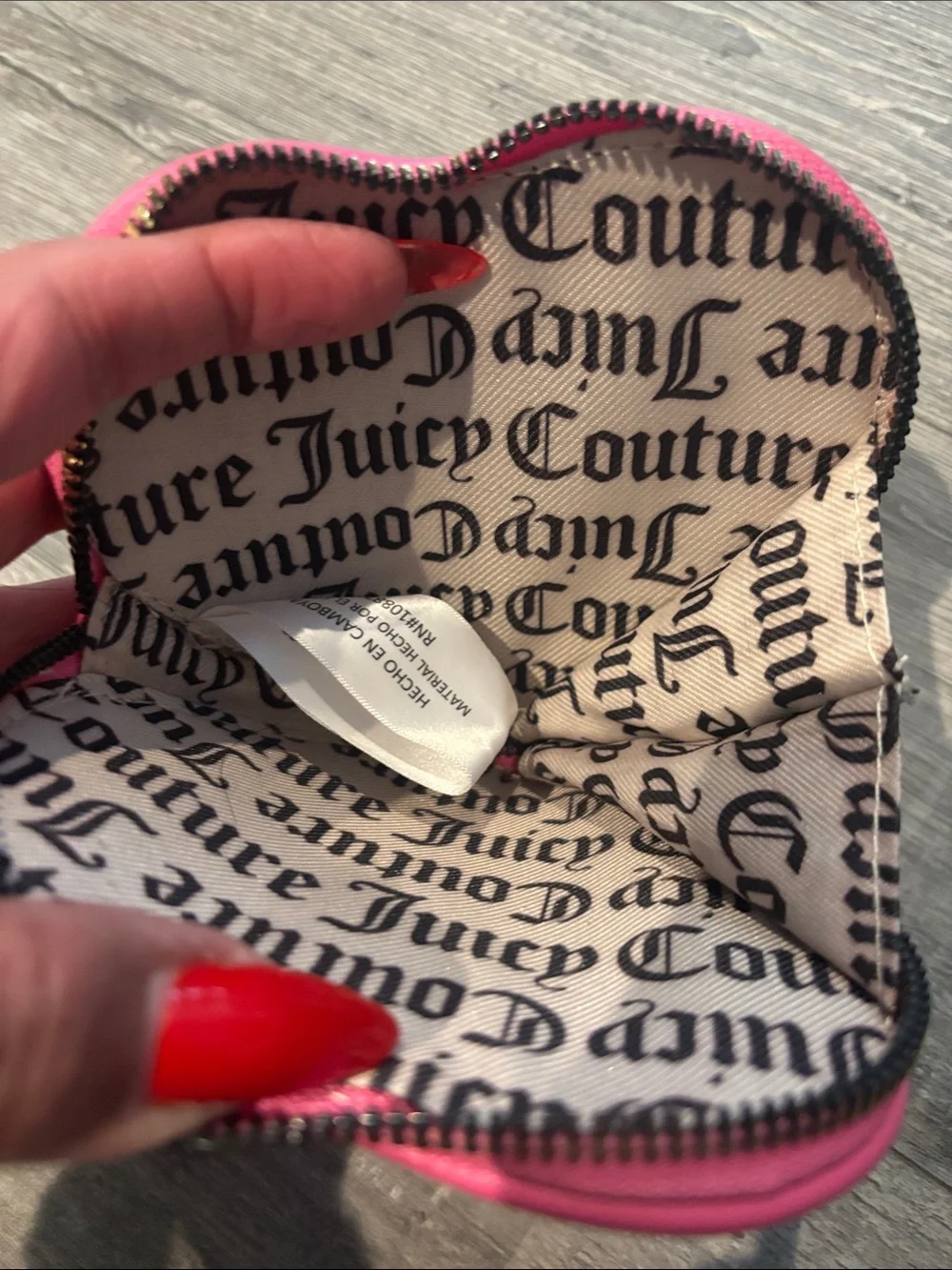 Juicy Couture Heart Quilted Wristlet Pouch - Pink